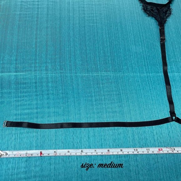 * NEW * Sexy Lingerie Bra Thong Set Lace Garter Belt Conjuntos Slutty Costume - Picture 11 of 16